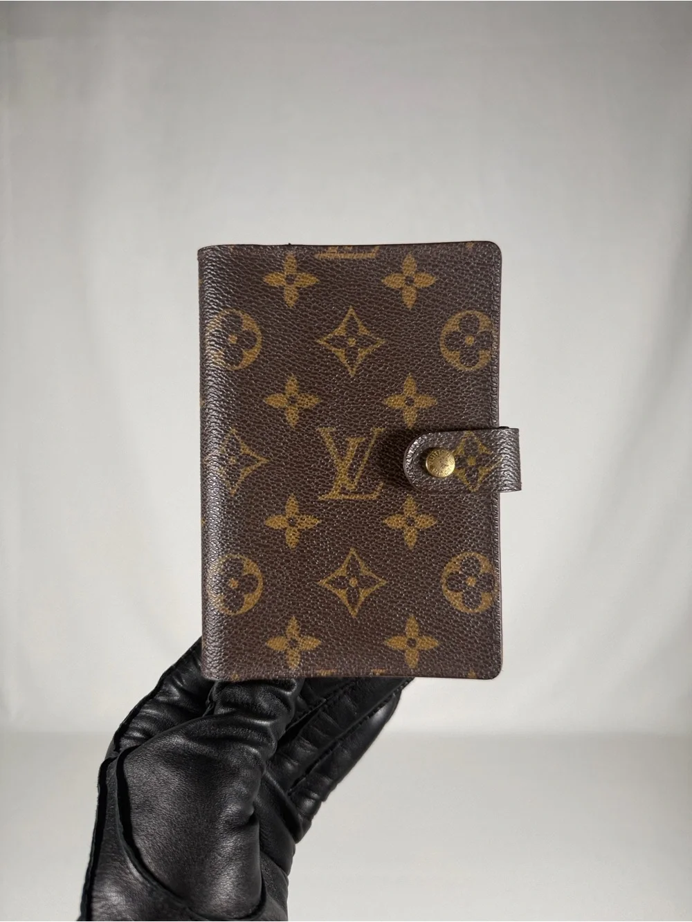 Authentic Louis Vuitton Monogram Agenda PM Card & Passport holder